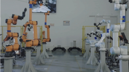 首季中國經(jīng)濟(jì)觀察 聽，智能機(jī)器人研發(fā)背后的產(chǎn)業(yè)“新”變遷