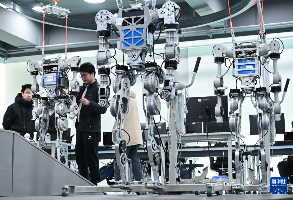 湖北 加速布局人形機(jī)器人產(chǎn)業(yè)，搶占智能機(jī)器人研發(fā)新高地